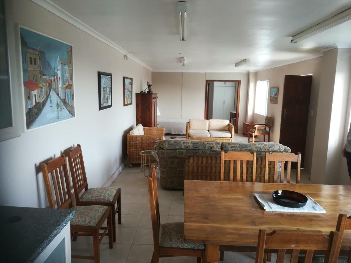 Daphne'S Place Apartment Hermanus Bagian luar foto